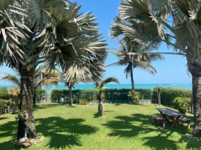 CASA JARDIM DAS PALMEIRAS - PÉ NA AREIA